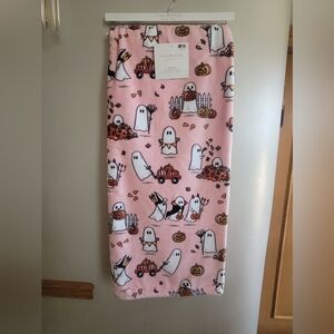 Isaac Mizrahi Pink Halloween Ghost Throw